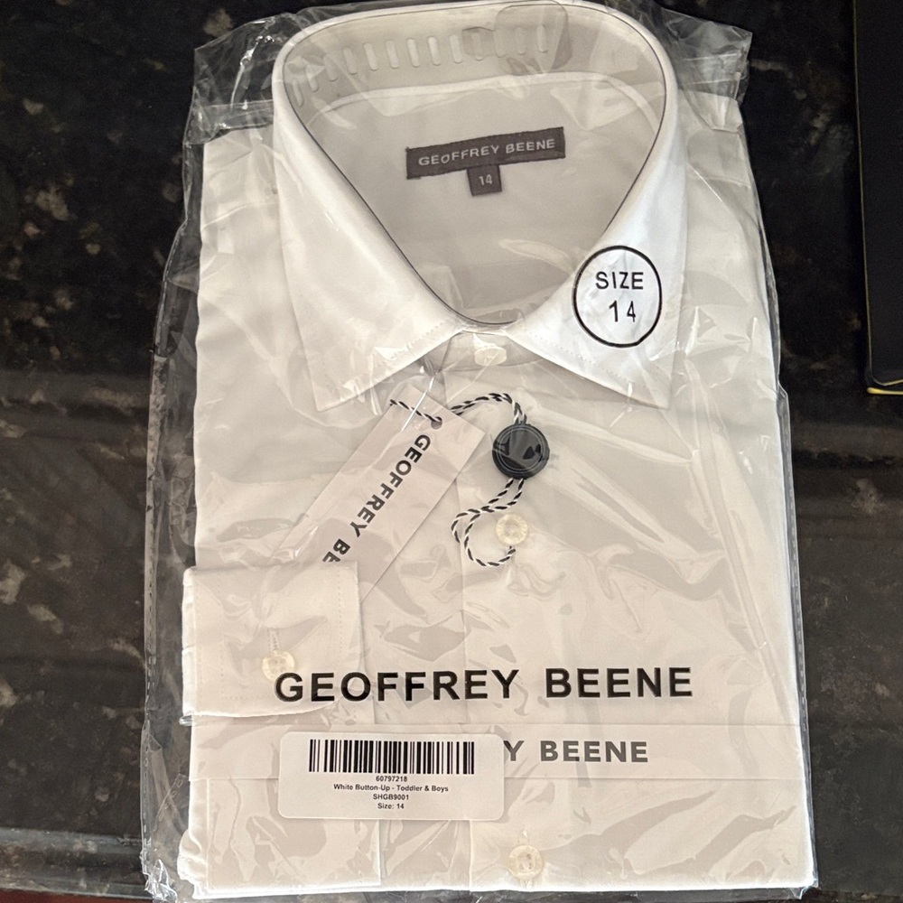 Geoffrey Beene boy’s White Dress Shirt - Classic Button-Down long sleeve 14